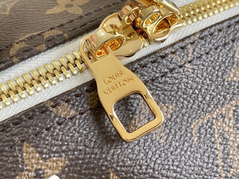 Louis Vuitton Travel Bags
